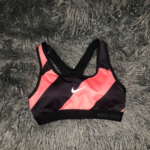 Nike Tops - Nike Sports bra